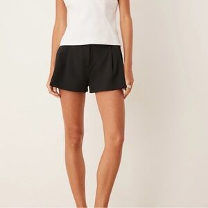 Asos Design Black Pleated Shorts Size 4
